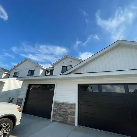 Completely Modern Furnished Private House Near Mayo Clinic